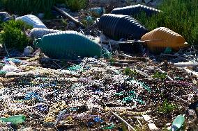 Greenpeace Denounces Massive Plastic Pollution Caused By Mussel Nets And Fishing Gear In Lesina And Varano