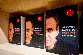 Alexei Navalny's Posthumous Book - The Hague