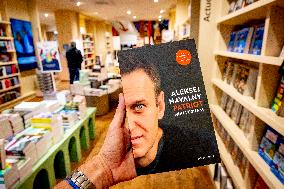 Alexei Navalny's Posthumous Book - The Hague