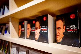 Alexei Navalny's Posthumous Book - The Hague