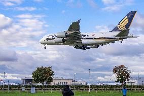 Singapore Airlines Airbus A380 Landing