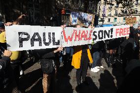 Free Paul Watson Protest - Paris