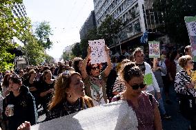 24h Teachers Strike In Athens