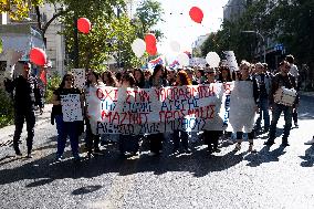 24h Teachers Strike In Athens