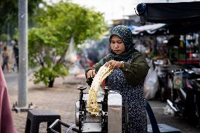 Daily Life In Yala, Thailand