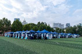 A Large-scale on-site Ltinerant Recruitment Fair For Health Industry Talents in Wuhan