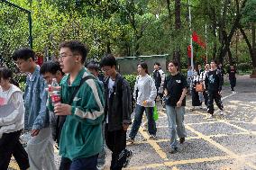 A Large-scale on-site Ltinerant Recruitment Fair For Health Industry Talents in Wuhan