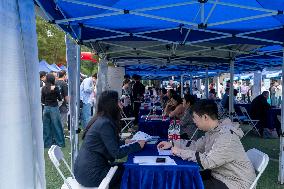 A Large-scale on-site Ltinerant Recruitment Fair For Health Industry Talents in Wuhan