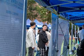 A Large-scale on-site Ltinerant Recruitment Fair For Health Industry Talents in Wuhan