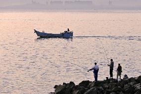 Chinese Fishing Crowd