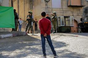 Settlers Storm the Old City of Hebron - Palestine