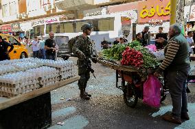 Settlers Storm the Old City of Hebron - Palestine