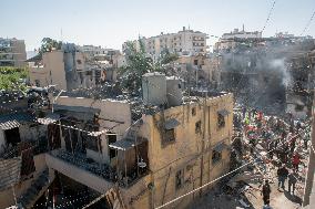 30 Killed In Israeli Strike Near Hospital - Beirut