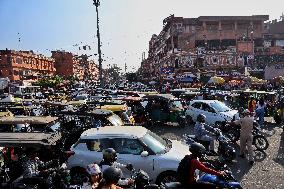 Traffic Jam Amid Diwali Festival Preparation In Jaipur