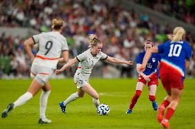 CALCIO - Amichevole - USA Women vs Iceland Women