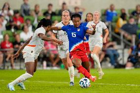 CALCIO - Amichevole - USA Women vs Iceland Women