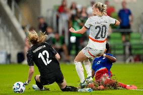 CALCIO - Amichevole - USA Women vs Iceland Women