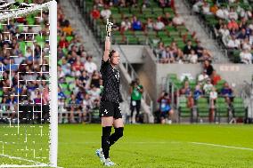 CALCIO - Amichevole - USA Women vs Iceland Women