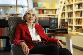 Writer Donna Leon