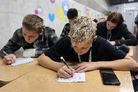 Radio Dictation of National Unity in Kharkiv metro school