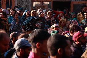 Funeral Of Indian Army Potter