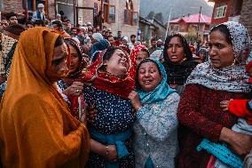 Funeral Of Indian Army Potter