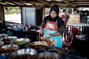 Daily Life In Narathiwat