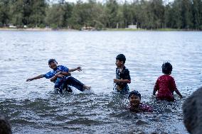 Daily Life In Narathiwat