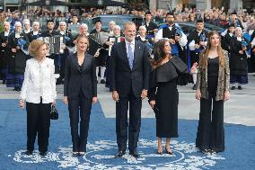 Spanish Royals Arriving At Princess of Asturias Awards - Spain