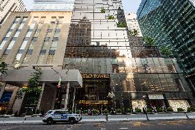 Trump Tower On 5th Avenue In Manhattan New York City