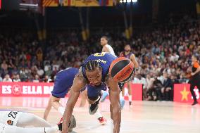 FC Barcelona v LDLC Asvel Villeurbanne - Turkish Airlines EuroLeague