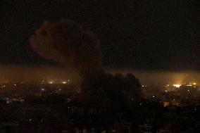 Israeli Air Strikes Hit Beirut Suburbs