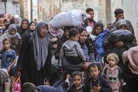 Israeli Military Operation in Jabalia, Tens of Thousands Palestinian Flee - Gaza