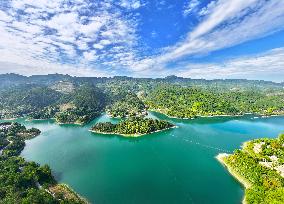 Mingyue Lake Scenery in Chongqing