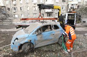 Aftermath of Russian shelling of Dnipros Novokadatskyi district