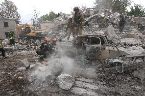 Aftermath of Russian shelling of Dnipros Novokadatskyi district