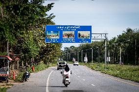 Daily Life In Pattani, Thailand