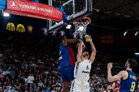 FC Barcelona v LDLC Asvel Villeurbanne - Turkish Airlines EuroLeague