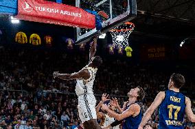 FC Barcelona v LDLC Asvel Villeurbanne - Turkish Airlines EuroLeague