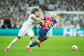 Real Madrid CF v FC Barcelona - La Liga EA Sports