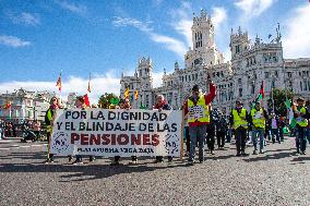 Demonstration In Madrid To Guarantee Decent Public Pensions