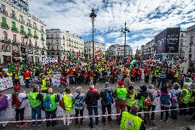 Demonstration In Madrid To Guarantee Decent Public Pensions