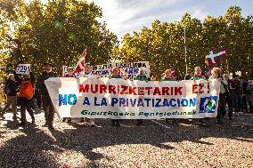 Demonstration In Madrid To Guarantee Decent Public Pensions