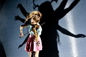 Lindsey Stirling Live In Lyon