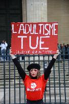 Protest against violence against children and teenagers - Paris