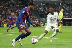 Real Madrid CF v FC Barcelona - Madrid