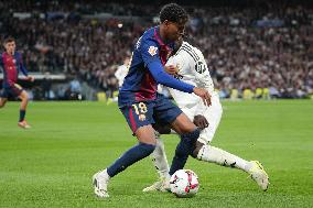 Real Madrid CF v FC Barcelona - Madrid