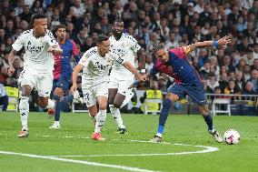 Real Madrid CF v FC Barcelona - Madrid