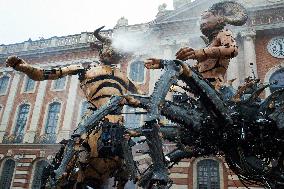 Toulouse: Three Days Of Street Show With Giants Machines By Delaroziere's Art Compagny "La Machine'