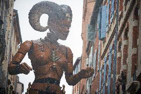 Toulouse: Three Days Of Street Show With Giants Machines By Delaroziere's Art Compagny "La Machine'